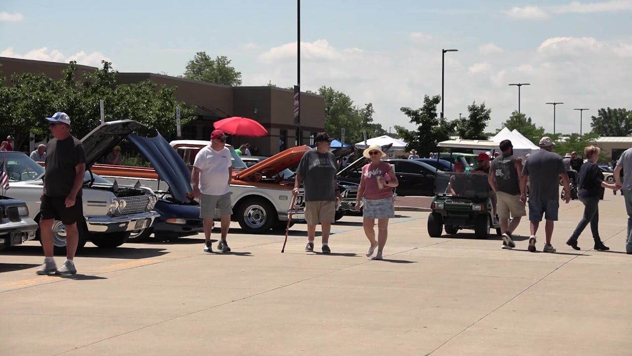 Charity Car Show donates $8,000 to local non-profits